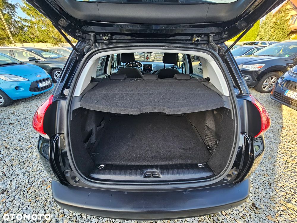 Peugeot 2008 1.6 BlueHDi Style - 13