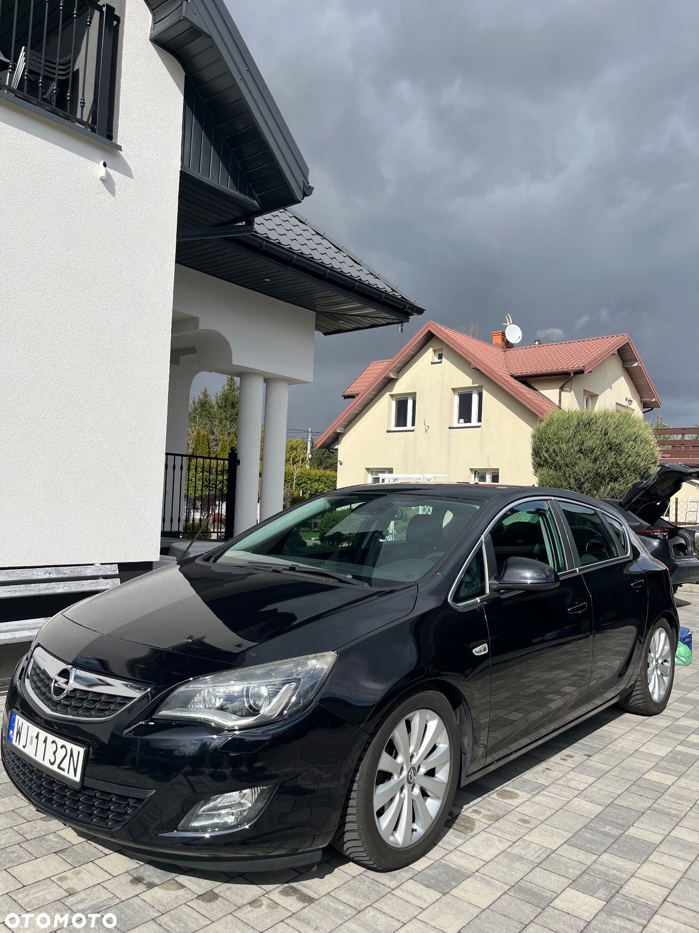 Opel Astra IV 1.6 T Cosmo - 1