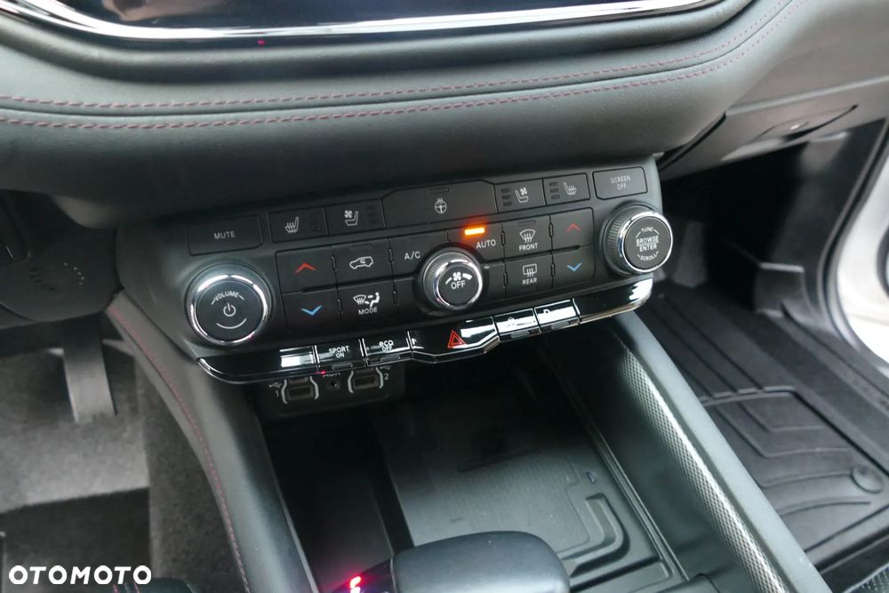 Dodge Durango 5.7 R/T - 22