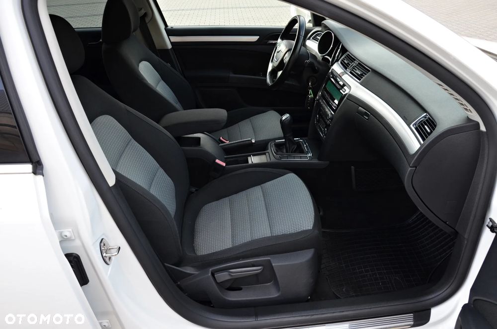 Skoda Superb 2.0 TDI Comfort - 6