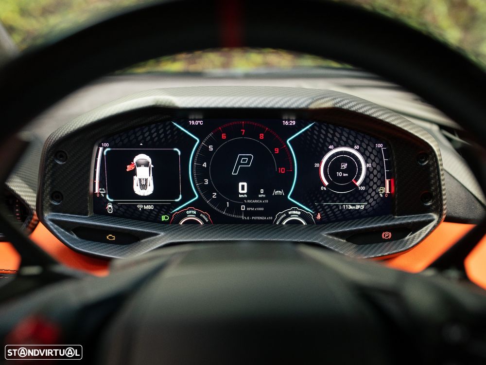 Lamborghini Revuelto Standard - 43