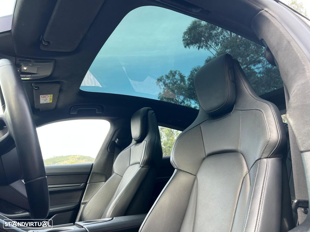 Porsche Taycan Turbo S - 19