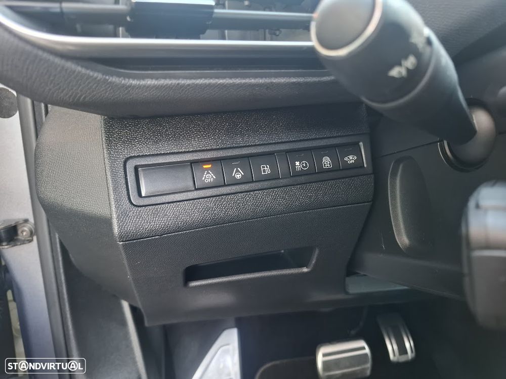 Peugeot 3008 1.6 Hybrid4 GT Pack e-EAT8 - 27