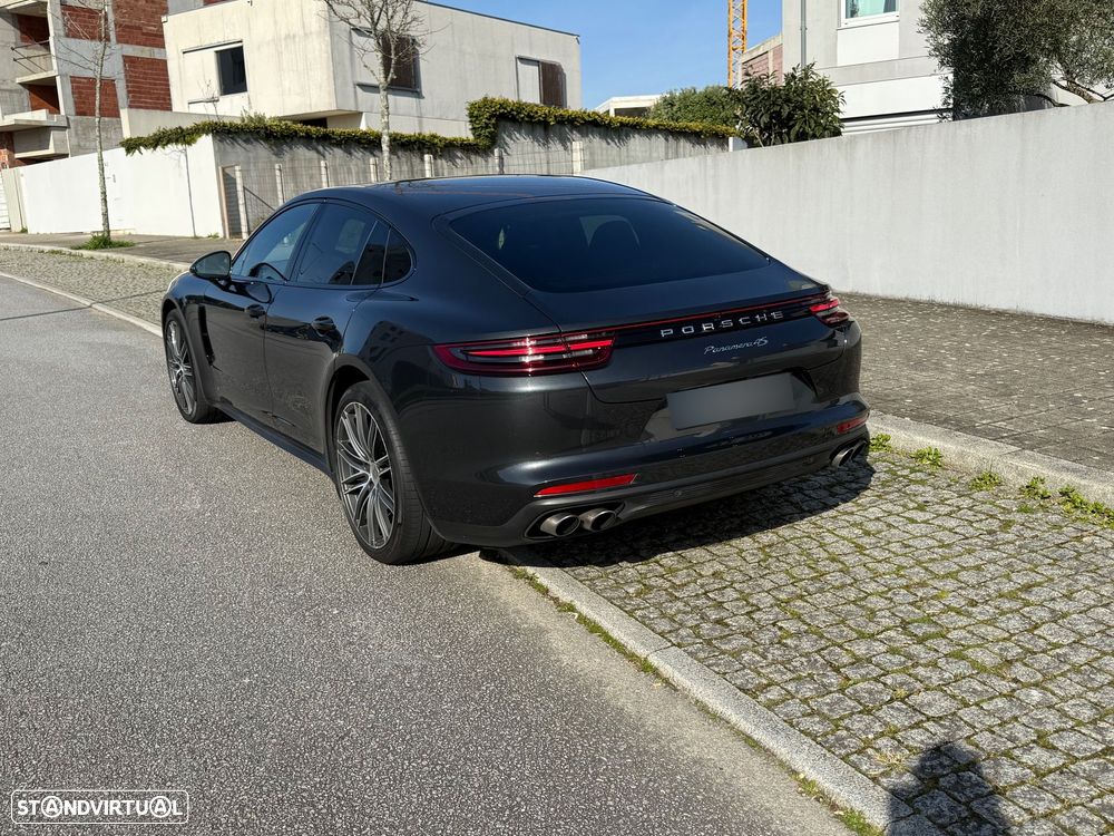Porsche Panamera 4 S - 2