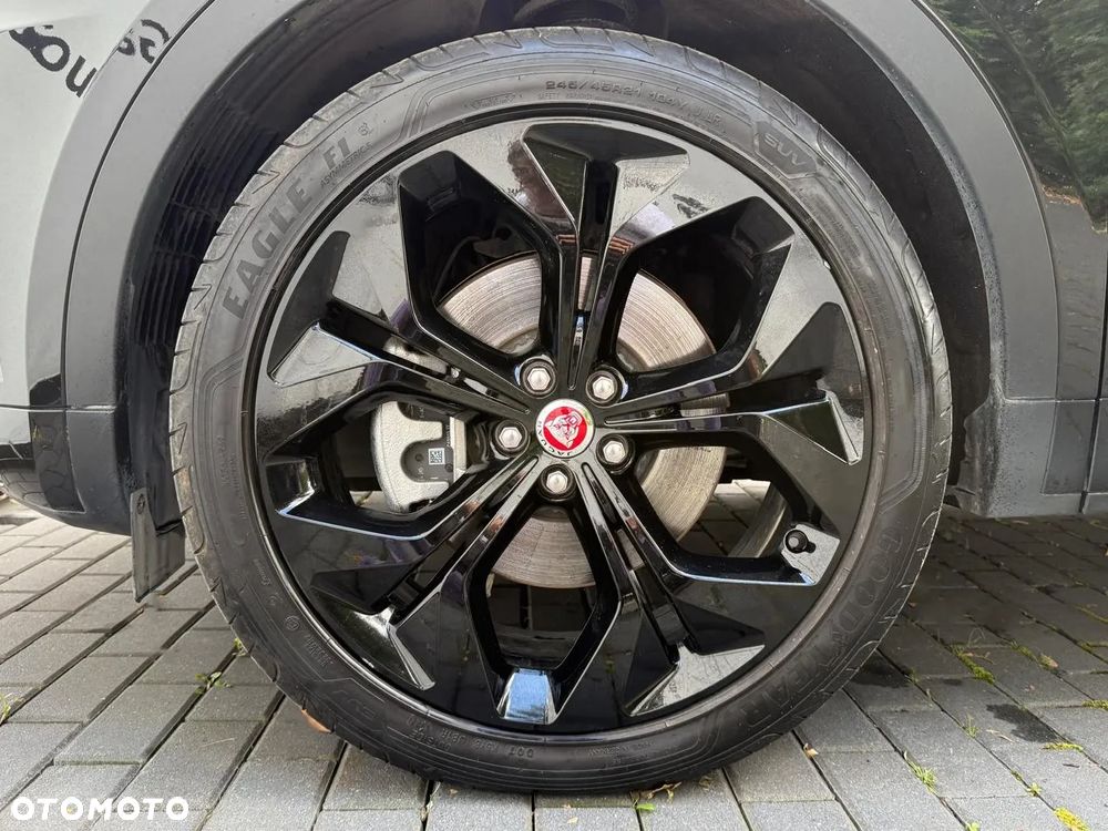 Jaguar E-Pace 2.0 P250 mHEV AWD R-Dynamic HSE - 8