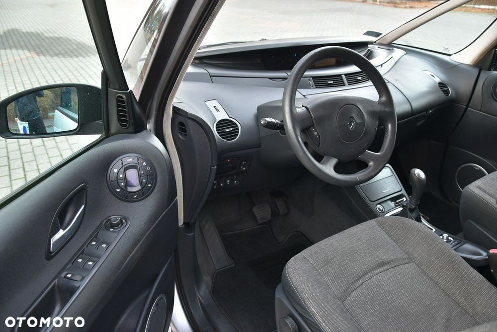 Renault Espace 2.0 dCi FAP Expression - 17