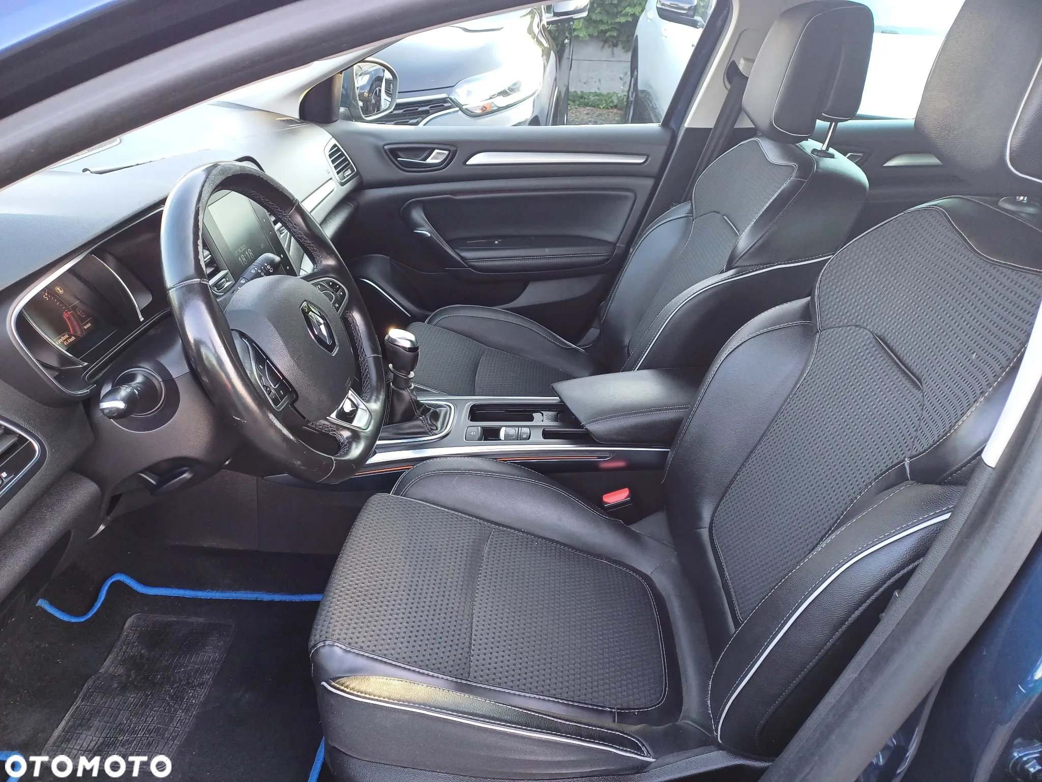 Renault Megane Grandtour ENERGY TCe 130 BOSE EDITION - 13