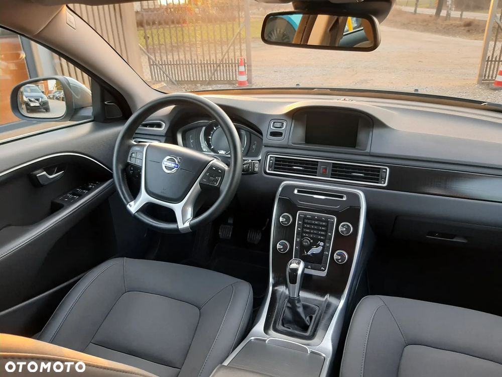 Volvo V70 D4 Summum - 25