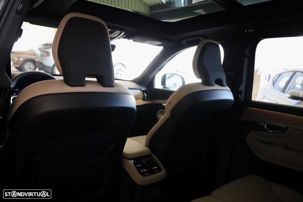 Volvo XC 90 2.0 T8 PHEV Plus Dark AWD - 17