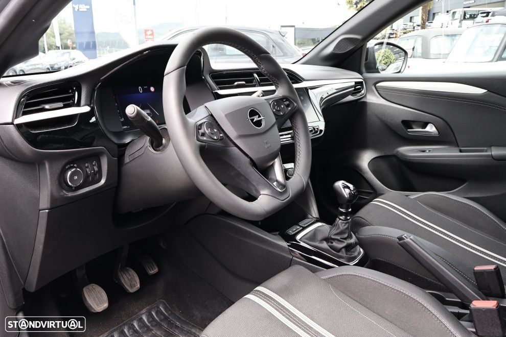 Opel Corsa 1.2 T GS - 15