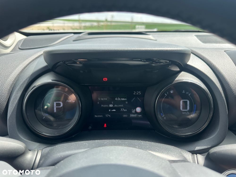 Toyota Yaris Hybrid 1.5 Premiere Edition - 23