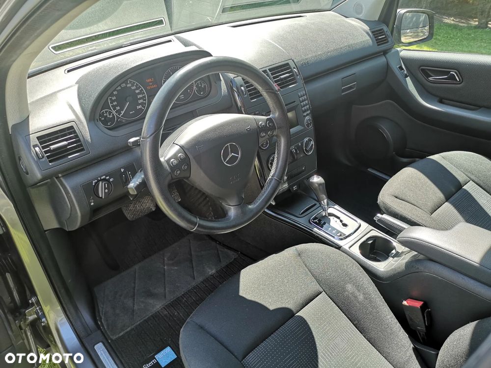 Mercedes-Benz Klasa A 160 Autotronic Elegance - 11