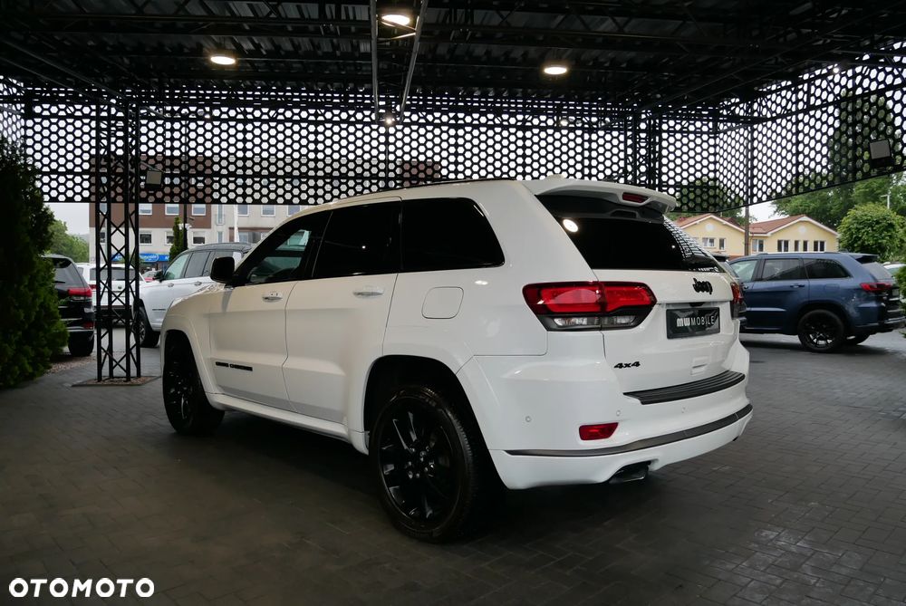 Jeep Grand Cherokee - 4