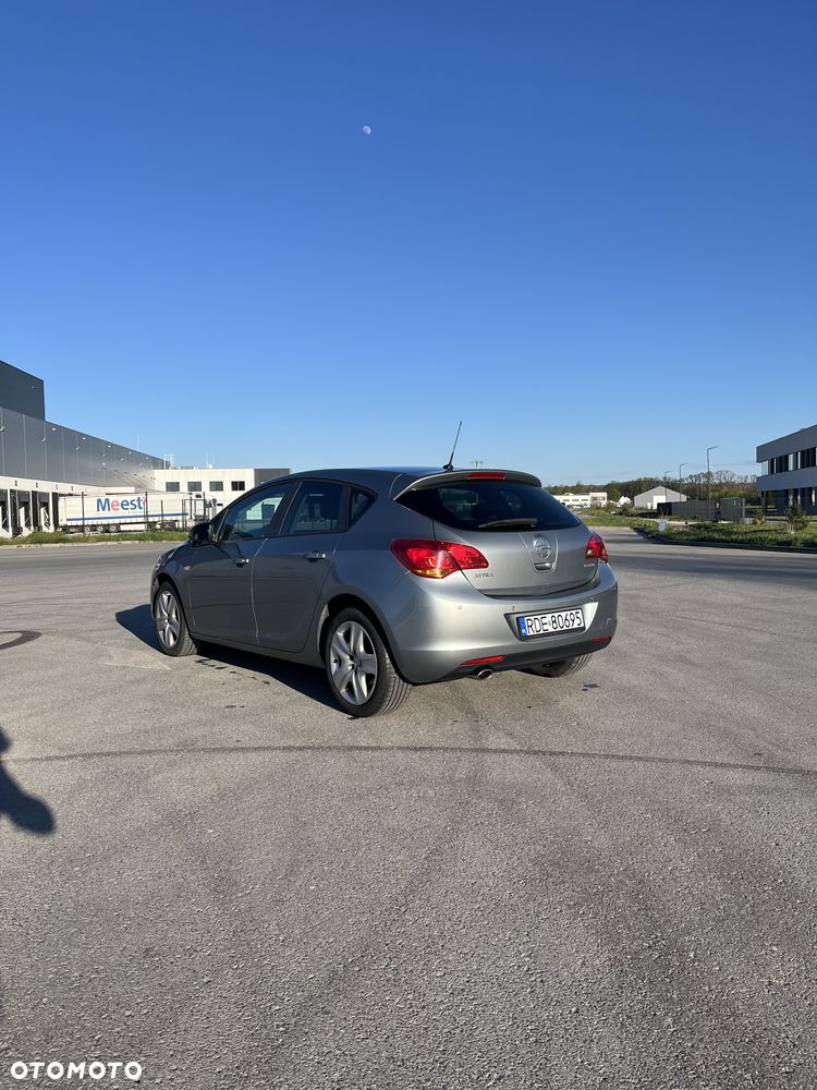 Opel Astra 1.4 T Enjoy - 5