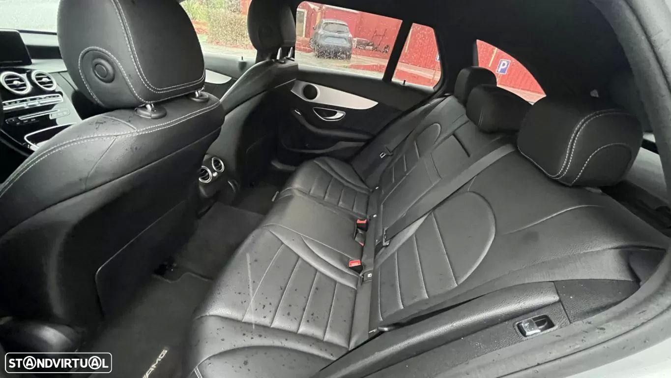 Mercedes-Benz C 350 e T 7G-TRONIC AMG Line - 32
