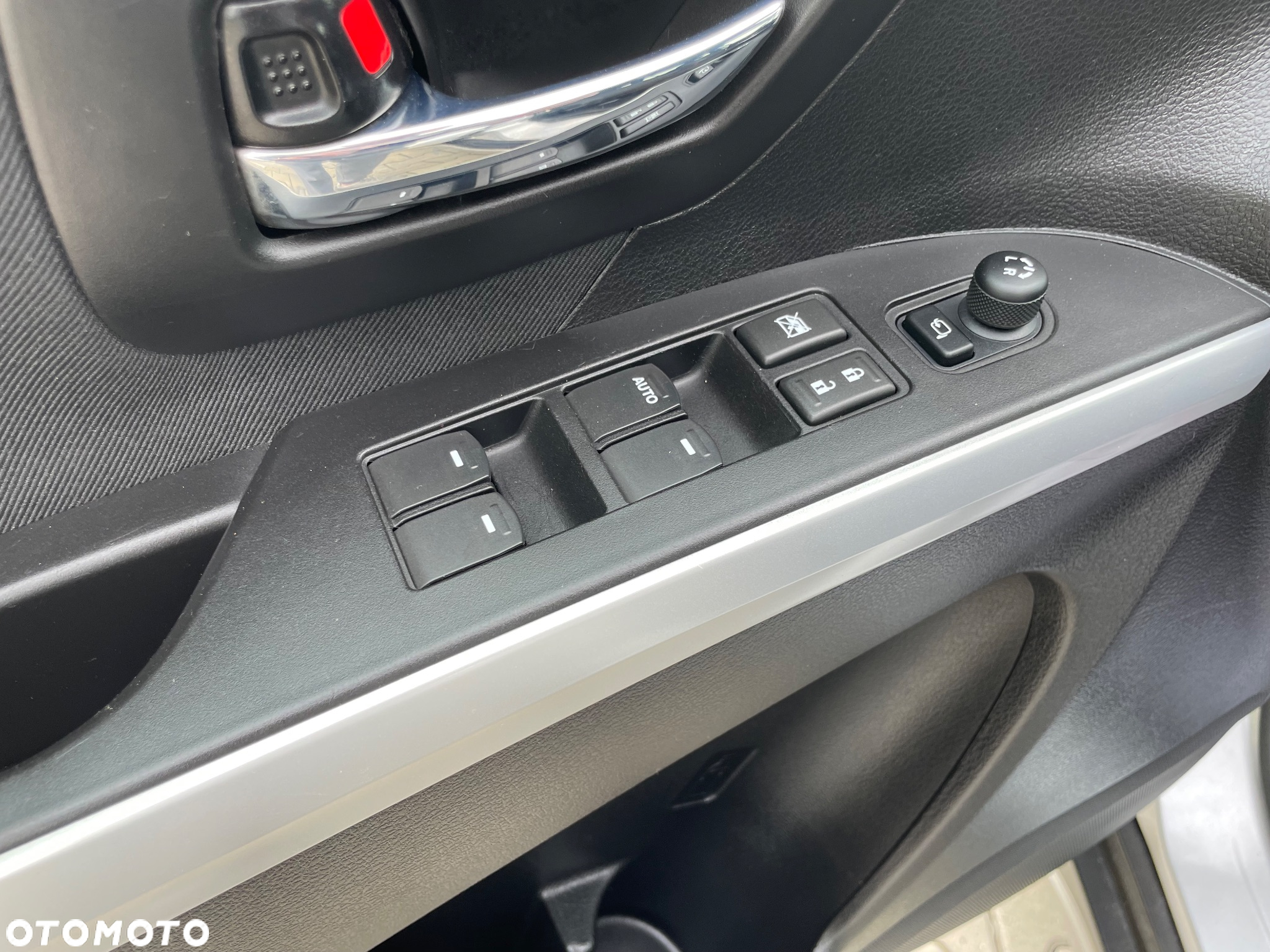 Suzuki SX4 S-Cross - 14