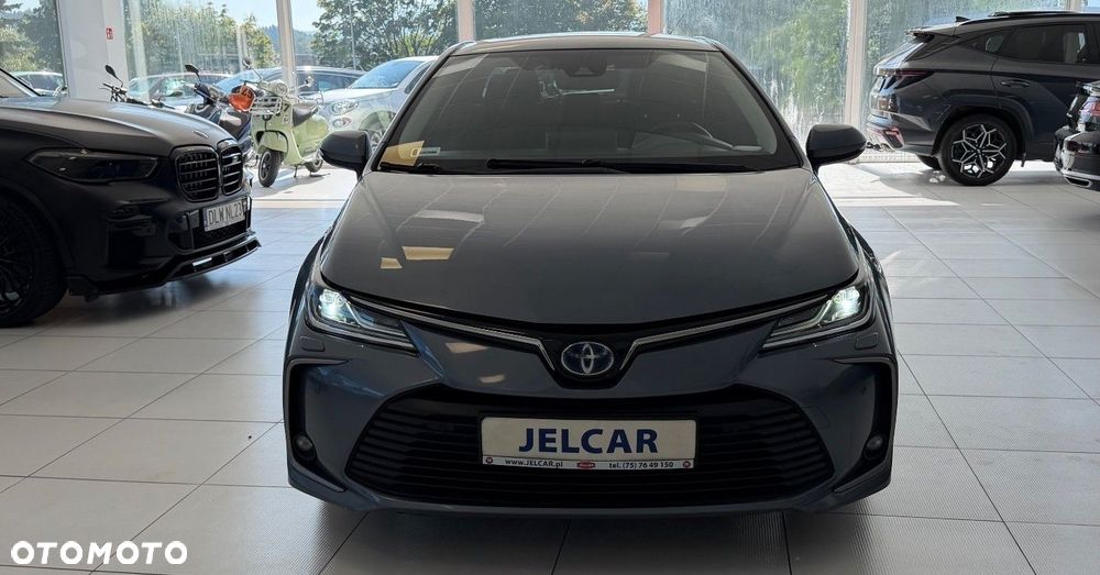 Toyota Corolla - 4