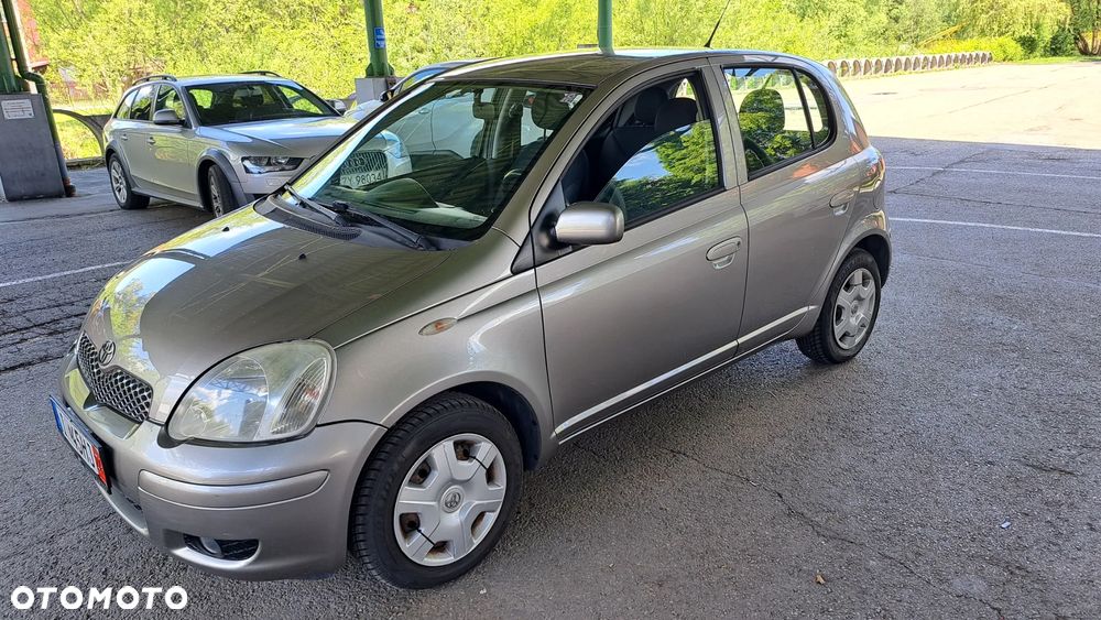 Toyota Yaris 1.0 Luna A/C - 1