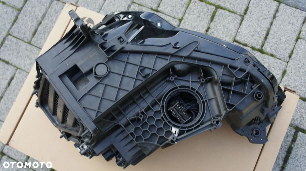 PRZEDNIA PRAWA LAMPA AUDI Q3 FULL LED 83A941774 - 9