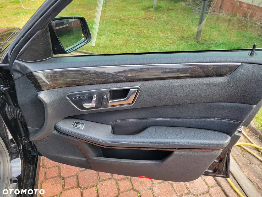 Mercedes-Benz Klasa E 250 BlueTEC 4Matic 7G-TRONIC Avantgarde - 18