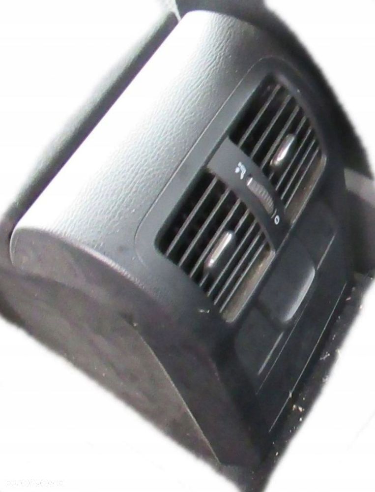 VOLKSWAGEN PASSAT B6 KOMBI KRATKA TYLNA TYŁ - 1