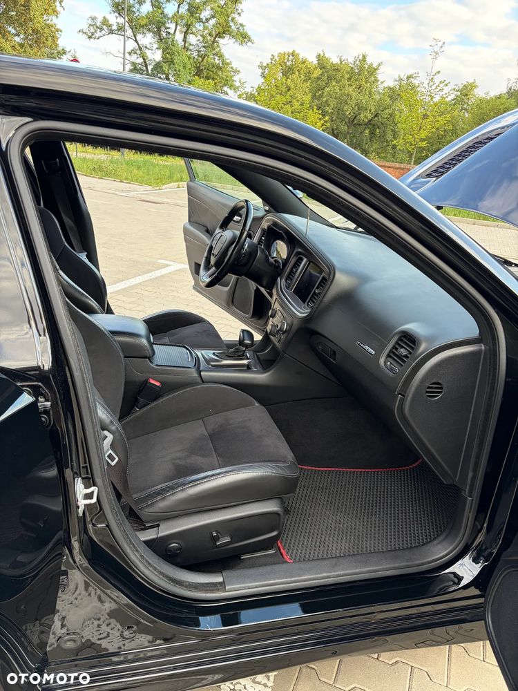 Dodge Charger 3.6 GT - 19