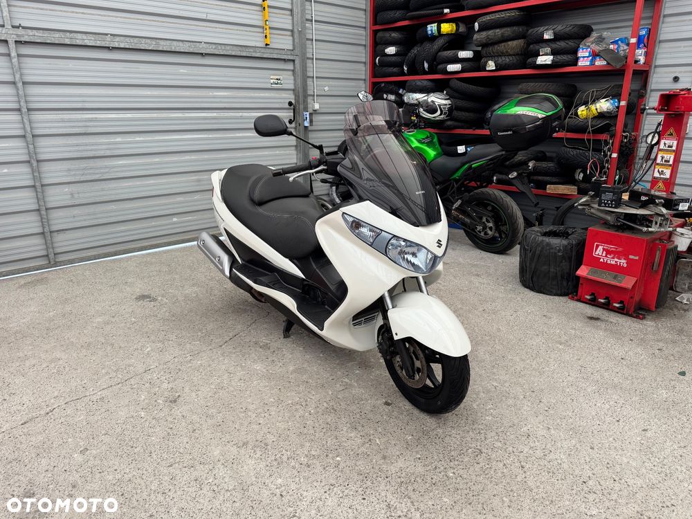 Suzuki Burgman - 1