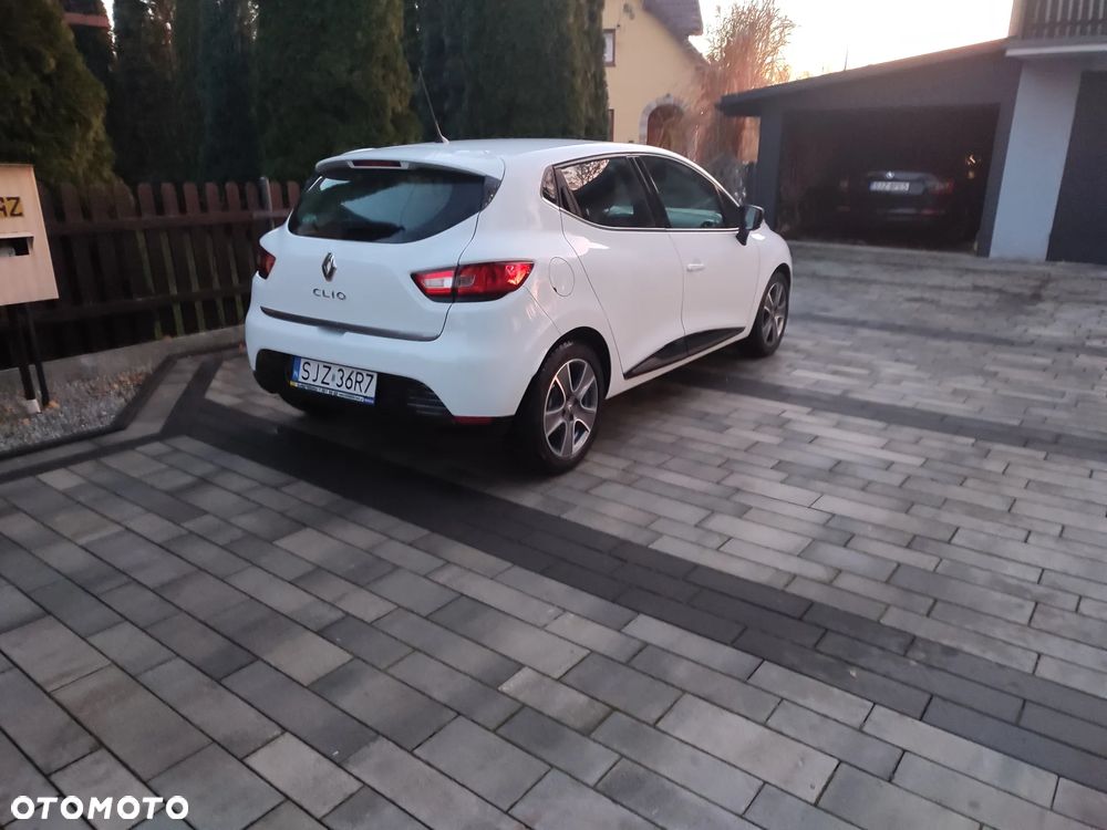 Renault Clio - 5