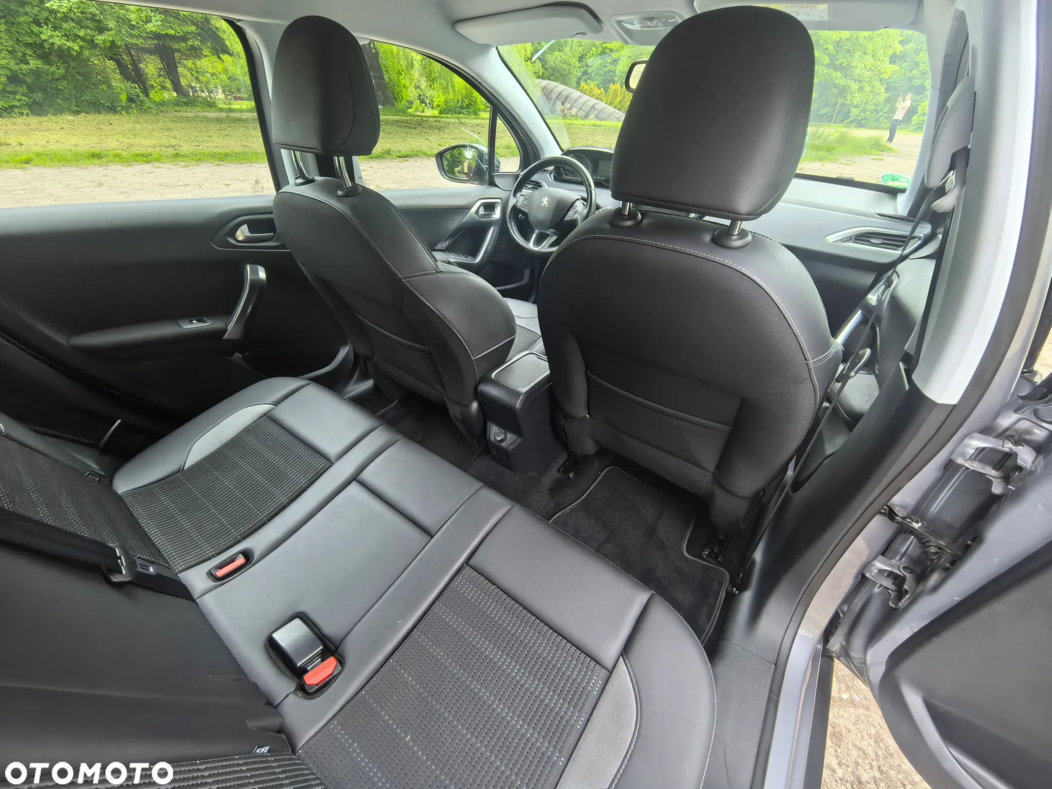 Peugeot 2008 1.2 VTi Allure - 39