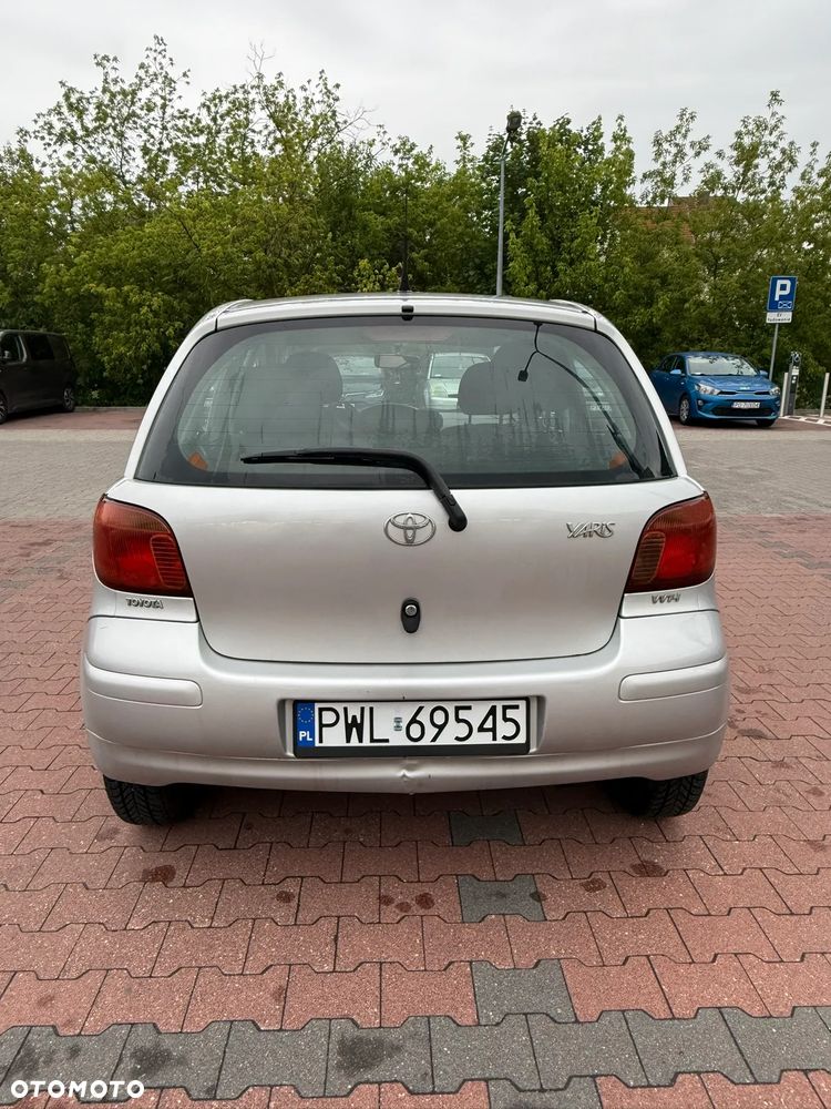 Toyota Yaris 1.0 Luna - 6