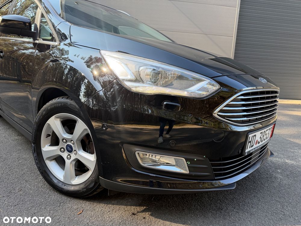 Ford Grand C-MAX - 1