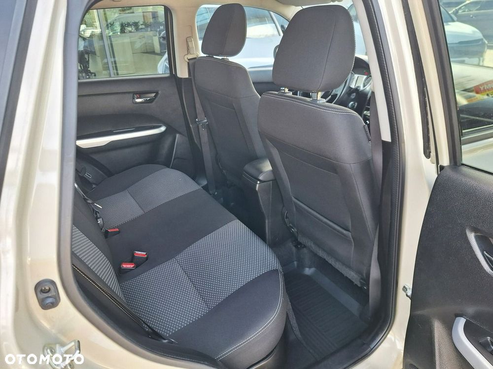 Suzuki Vitara - 28