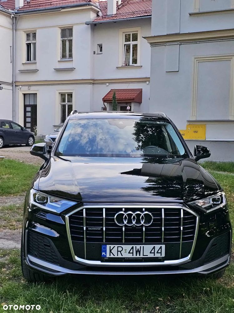 Audi Q7 - 1