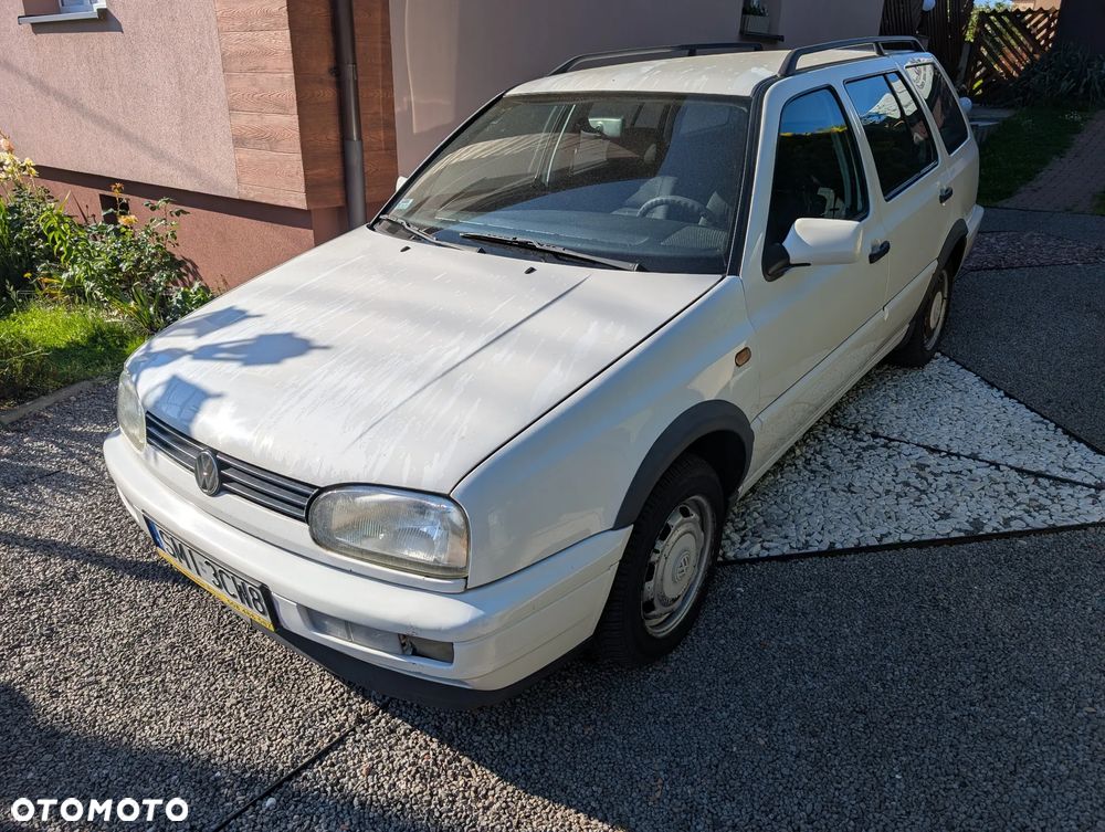 Volkswagen Golf 1.9 GL TDI - 1