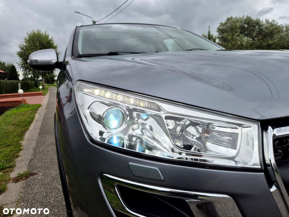 Peugeot 4008 - 40