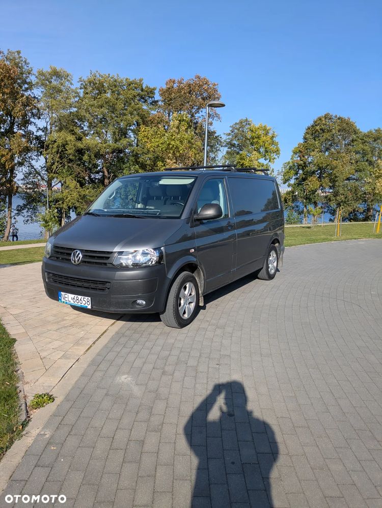 Volkswagen Transporter - 1