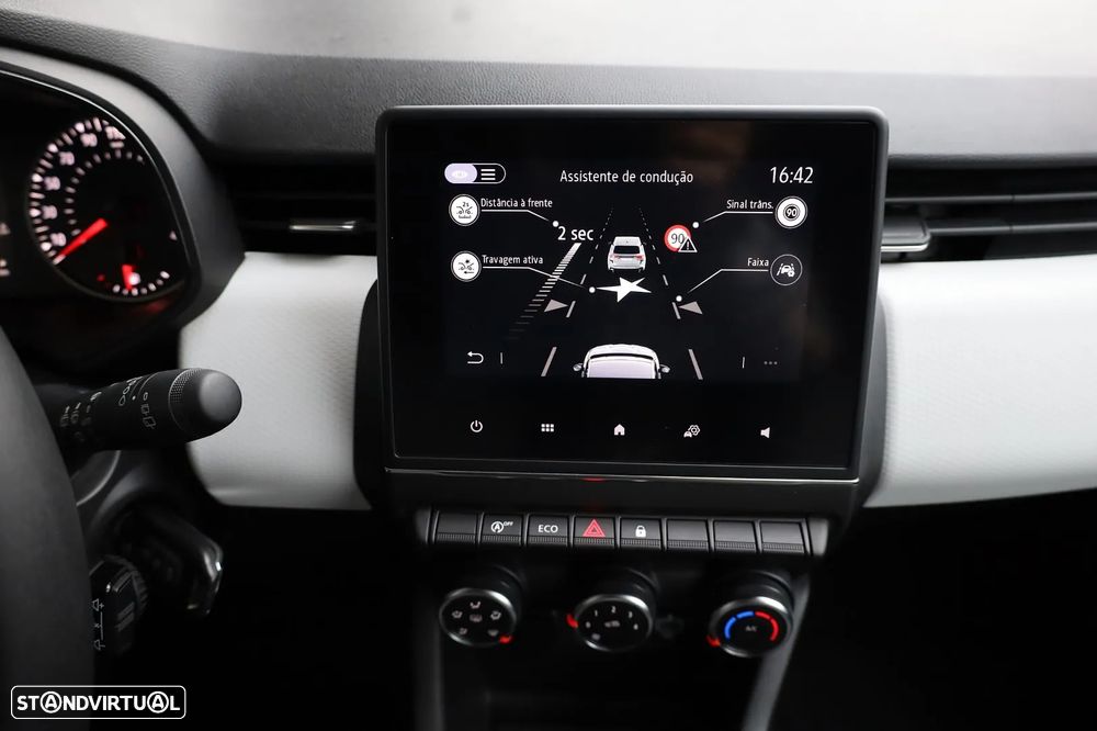 Renault Clio 1.5 Blue dCi Evolution - 27