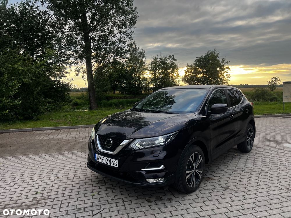 Nissan Qashqai 1.6 360 CVT - 1
