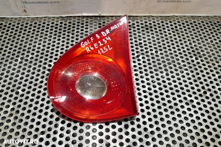 Lampa / Tripla stop dreapta pe hayon 1K6945094E 1K6945094E Volkswagen - 1