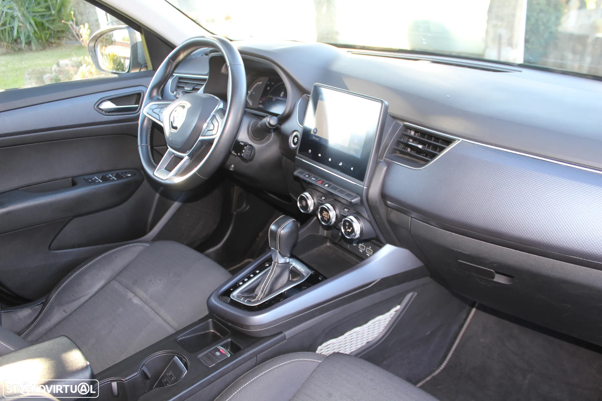 Renault Arkana 1.6 E-Tech Intens - 22