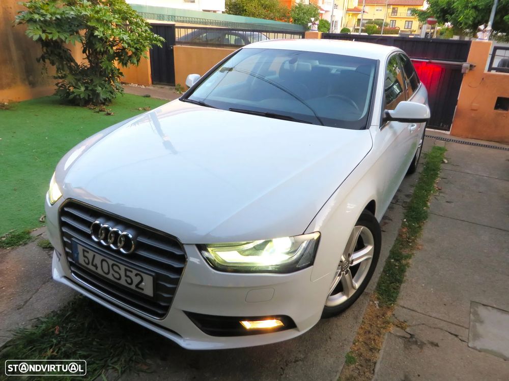 Audi A4 2.0 TDI Sport - 1