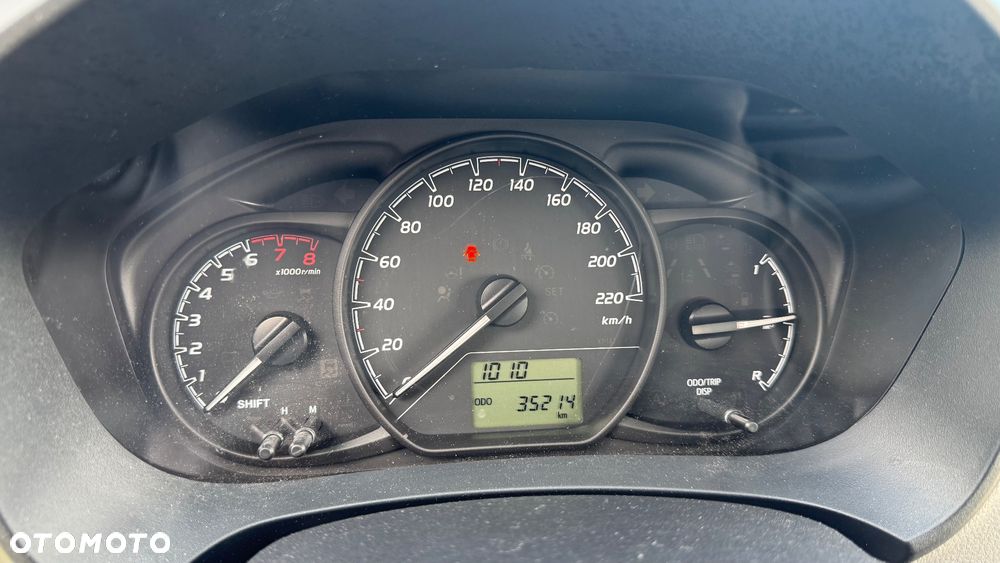 Toyota Yaris 1.0 Active - 8