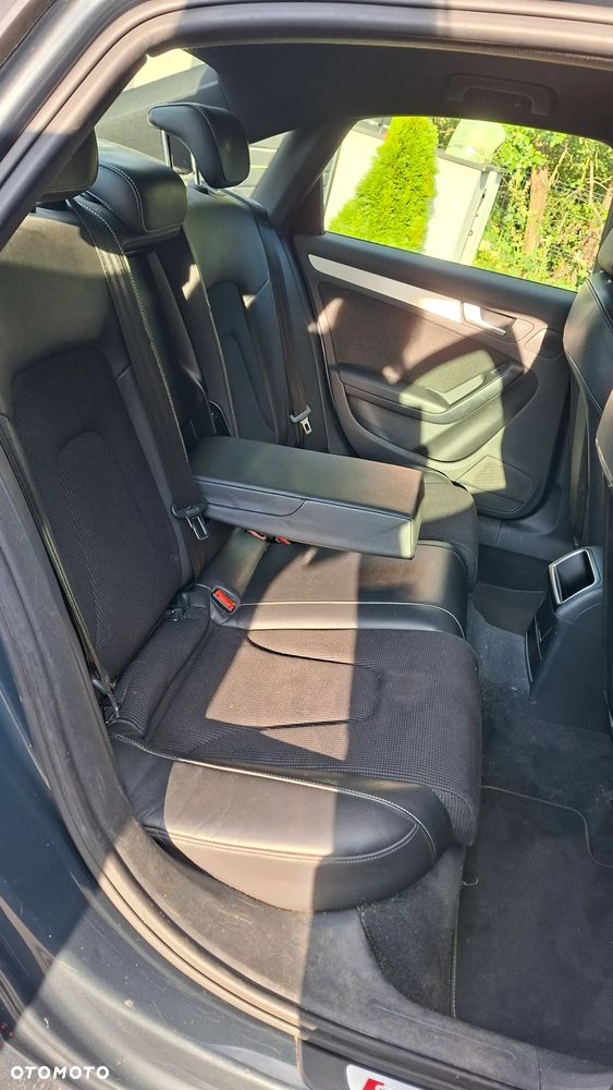 Audi A4 Limousine 1.8 TFSI S line Sportpaket - 30