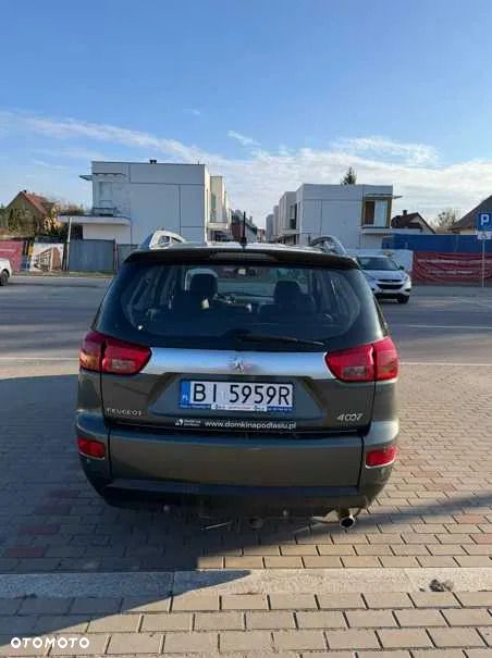 Peugeot 4007 - 2
