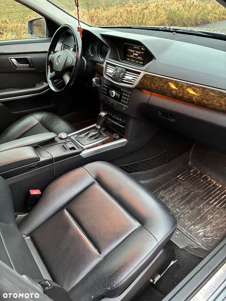 Mercedes-Benz Klasa E - 10