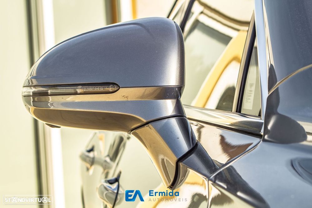 Bentley Flying Spur - 10