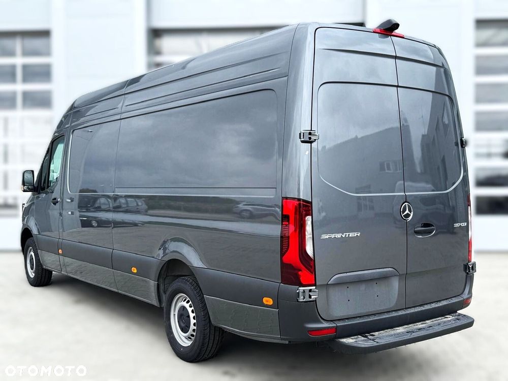 Mercedes-Benz Sprinter Furgon 317 cdi L3H2 - 4