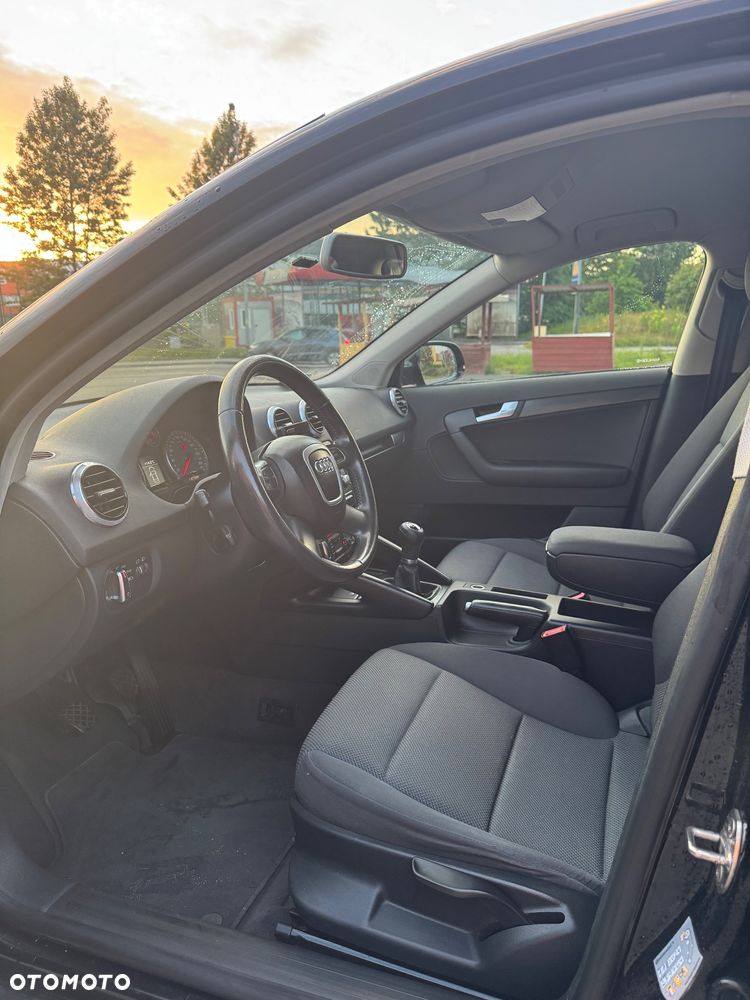 Audi A3 Sportback 2.0 TDI DPF Attraction - 16