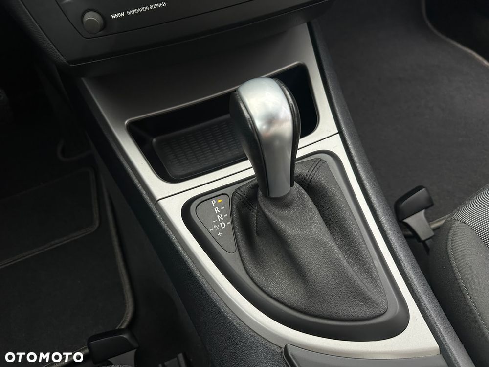BMW Seria 1 - 24