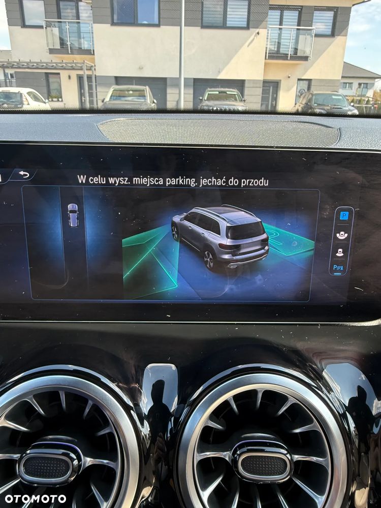 Mercedes-Benz GLB 200 d 4-Matic Progressive 8G-DCT - 31